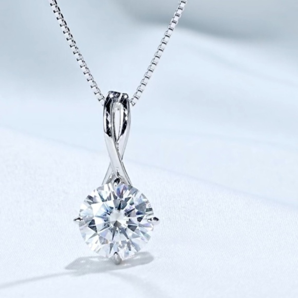 New GRA Certified Diamond (Moissanite) Necklace in .925 SS
